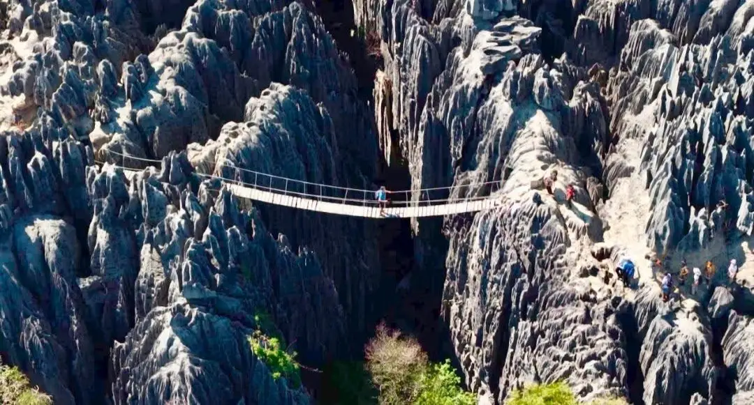 Essential Basic Experience Tsingy tour package